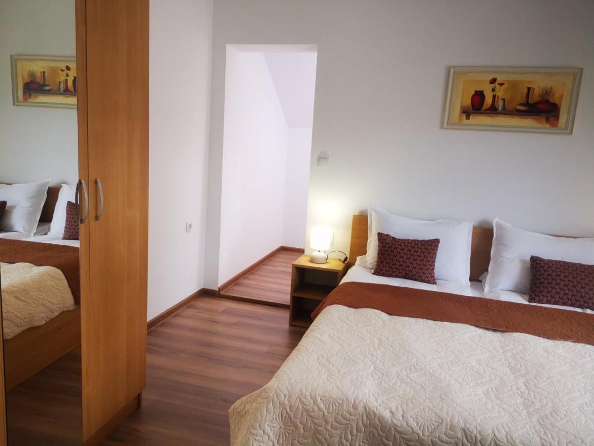 Saint Maria Guest House Velingrad Eksteriør bilde